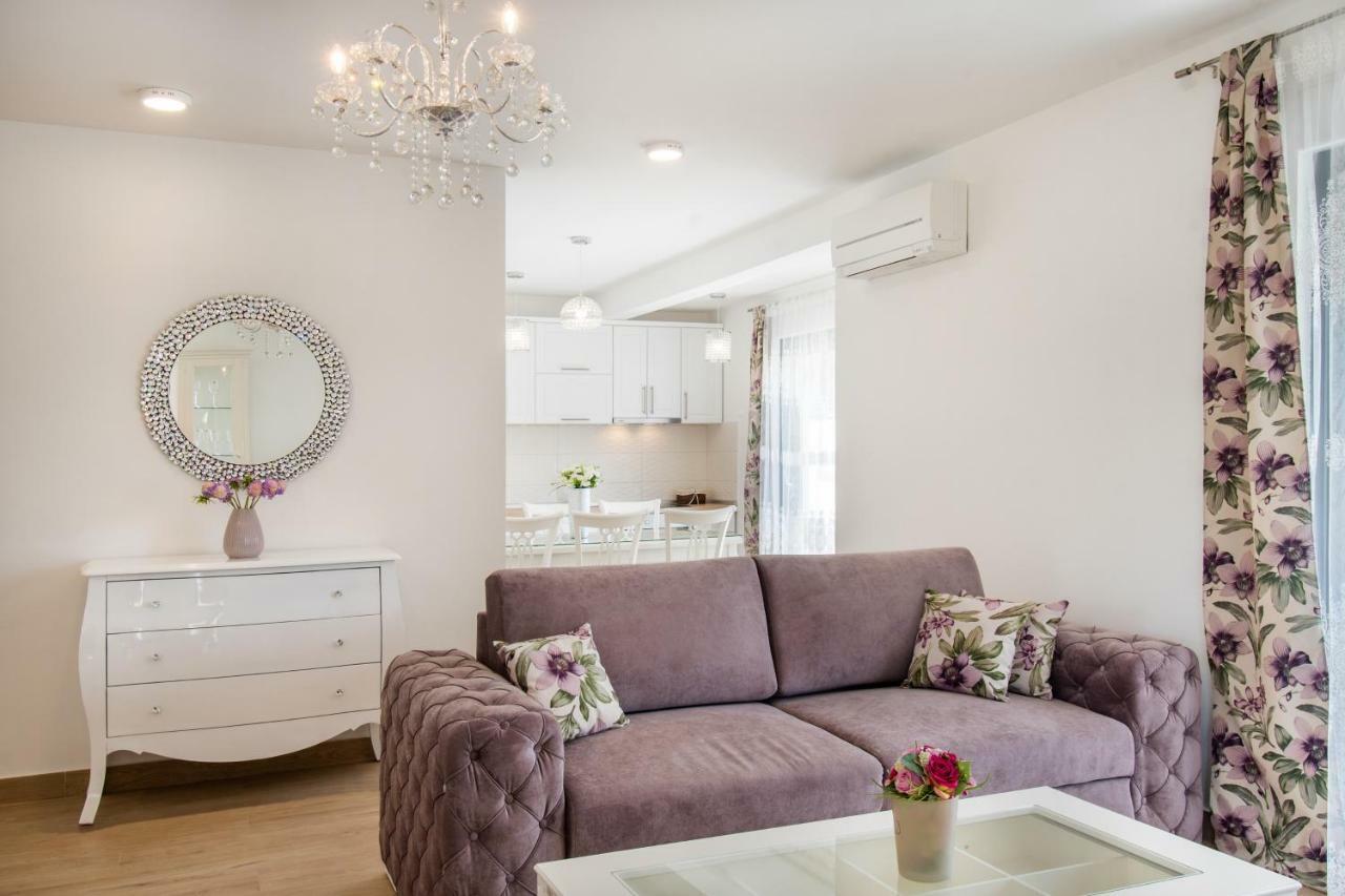 Ražanj Luxury Apartments Alkar With Swimming Pool מראה חיצוני תמונה