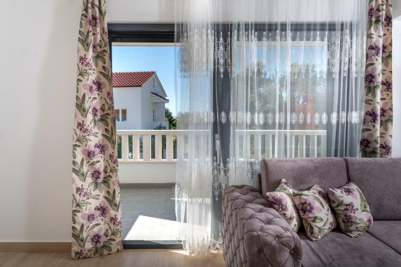 Ražanj Luxury Apartments Alkar With Swimming Pool מראה חיצוני תמונה