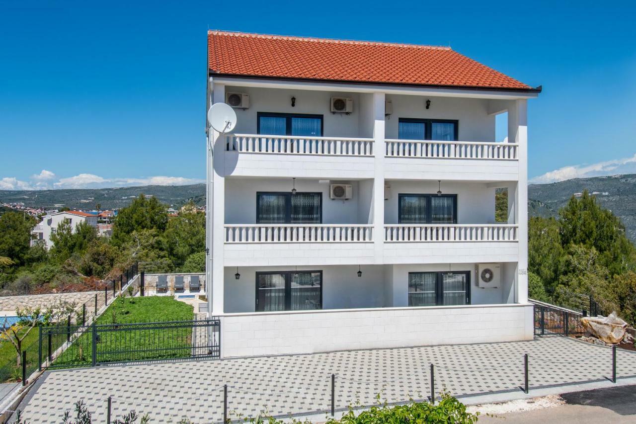 Ražanj Luxury Apartments Alkar With Swimming Pool מראה חיצוני תמונה