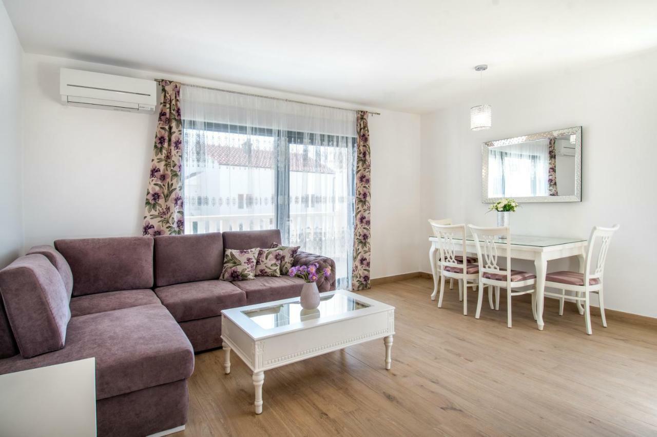 Ražanj Luxury Apartments Alkar With Swimming Pool מראה חיצוני תמונה