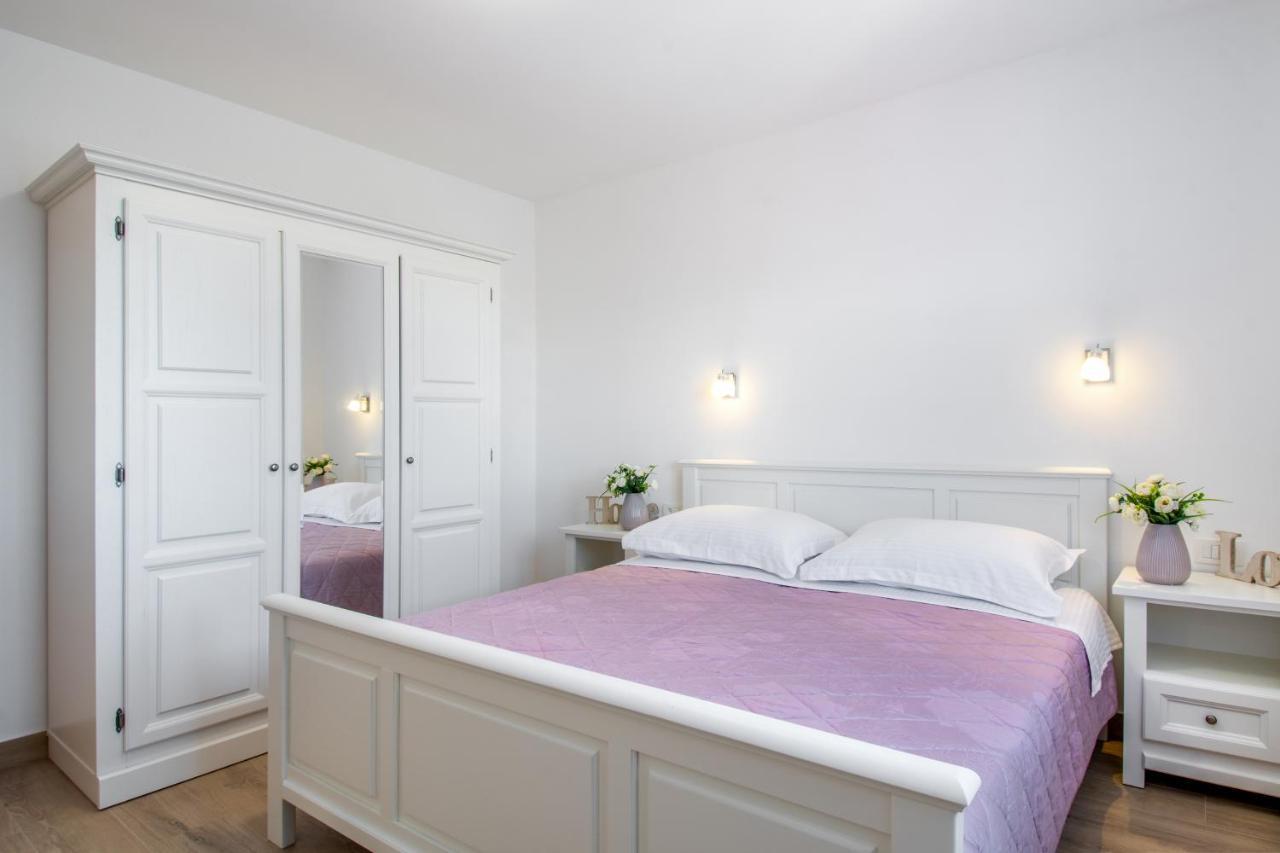 Ražanj Luxury Apartments Alkar With Swimming Pool מראה חיצוני תמונה